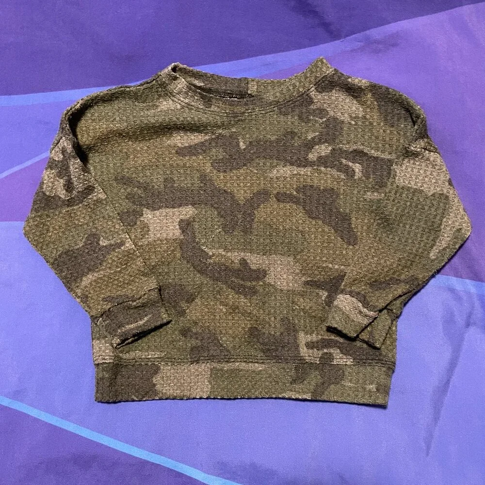 🔥6/$10🔥 Brinklee Ave Toddler Long Sleeve Shirt, 18-24 Months, Green Camo